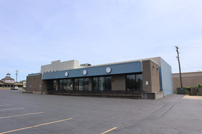 Plaza 2 Theatre - May 29 2022 (newer photo)